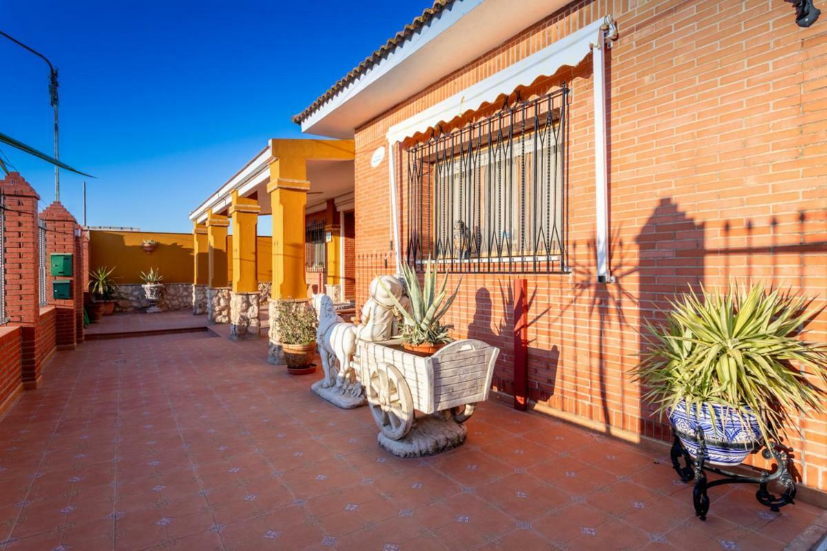 Casa Ludima Villa Fuentes de Andalucia Exterior photo